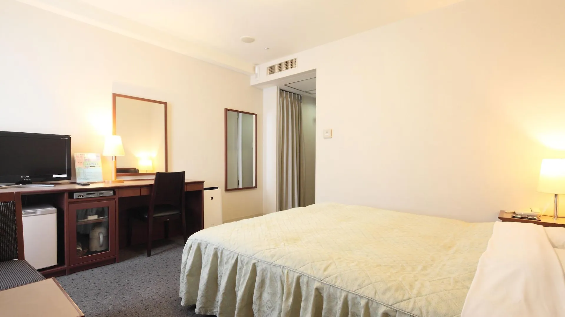 Ginza International Hotel Tokyo 3*,  Japan
